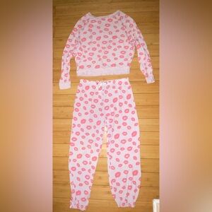Honeydew Intimates Kisses Print Two-Piece Pajama Set